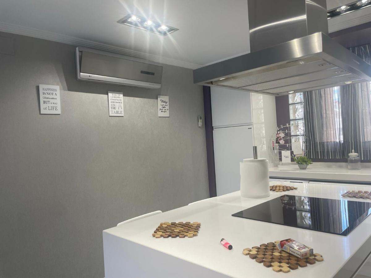 Albacete Centro Parking Gratis 2 Plazas Appartement Buitenkant foto